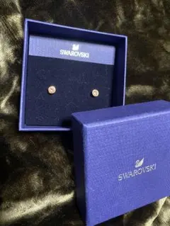 スワロフスキー ピンクピアス
