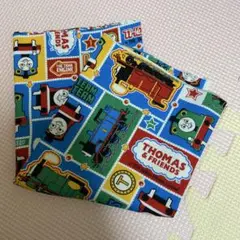 トーマス　布　ハギレ