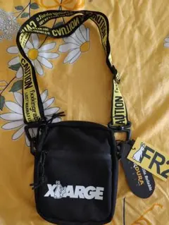 新品、未使用 FR2×XLARGEコラボ ショルダーバッグ 黒