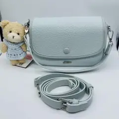 ライトグレー ショルダーバッグ