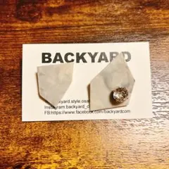 BACKYARD ピアス