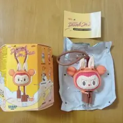 Labubu ラブブ iPhone USB ライトニングケーブル　カニ