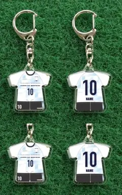 サッカー　キーホルダー　ユニフォーム　２個セット