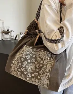 大容量　刺繍　エコバッグ　ダマスク柄　ペイズリー　人気　可愛い　おしゃれ
