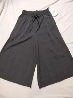黒　ストライプ　 ガウチョパンツ　Мサイズ　新品未使用