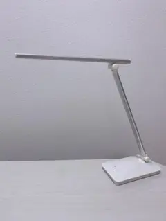 デスクライト タッチ式 ホワイト 充電用USBケーブル付