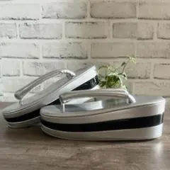 Item thumbnail for item 3df2acc3-c274-40a9-bb5a-810b31e094fa