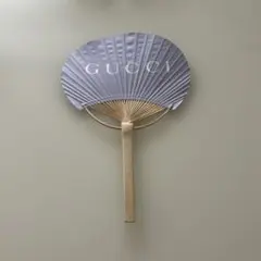 GUCCI 薄紫 うちわ