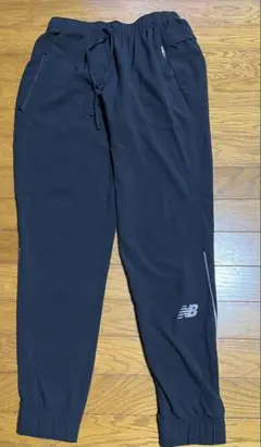 New Balance トレーニングパンツ 黒