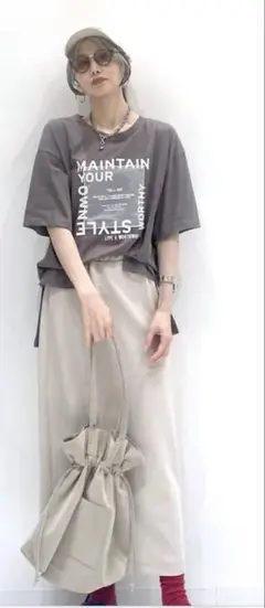 ほぼ新品　LAKOLE オーガンジープリントＴ