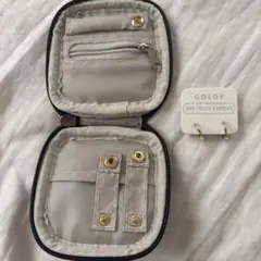 GOLDY ニュアンス フープ ワンタッチ イヤリング ケース付き