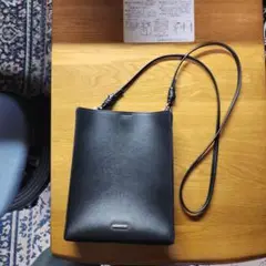 HARE ショルダーバッグ