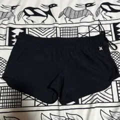 Hurley Phantom 黒 ショートパンツ