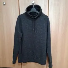H&M ハイネックパーカー