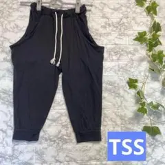 【七分丈パンツ】レディース　ティーン向け　ブラック　XS