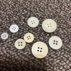 オフホワイト、白ボタン8