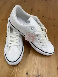 CONVERSE 未使用品　ホワイト ストライプデザイン スニーカー