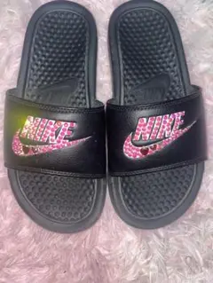 NIKE ベナッシ デコ♡ - メルカリ