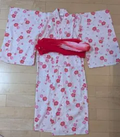 キッズ　浴衣　花柄の綿浴衣 白赤 100cm~