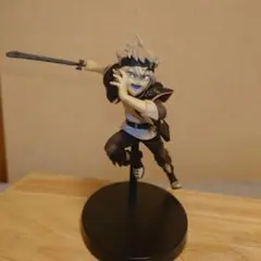 ブラッククローバー　アスタ　セピアVer. フィギュア