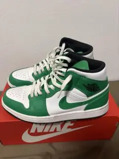 Nike Air Jordan 1 Mid “Lucky Green
