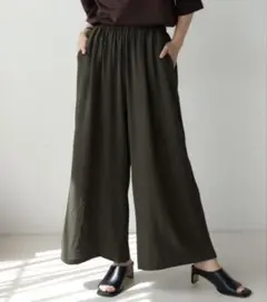 ブージュルード　Bou Jeloud リラックスワイドパンツ カーキ