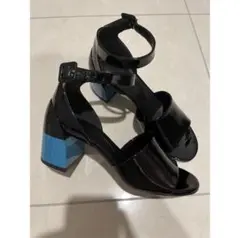 【未使用品】エルメス エナメルサンダル 35サイズ