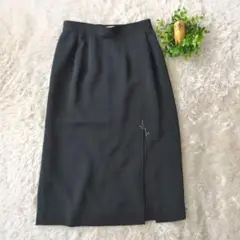 come across　ミモレ丈スカート　黒 スリット ビジュー付き 上品　9