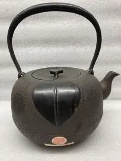 南部名人善広作　鉄瓶 南部名工岩鋳清茂作18型筒形最高級鉄瓶