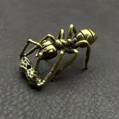真鍮 置物 アンティーク ヴィンテージ ハンドメイド 虫 アリ ピーナッツ100