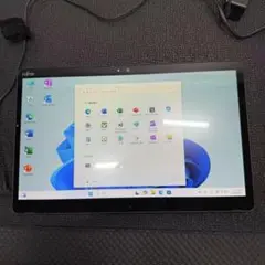 富士通 ARROWS Tab Q739 / 13.3インチ タブレット