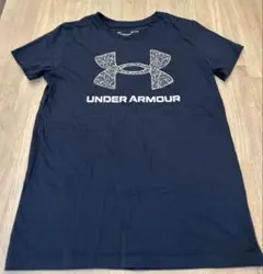 Under Armour 黒 Mサイズ シャツ