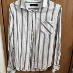 長袖シャツ　Mサイズ