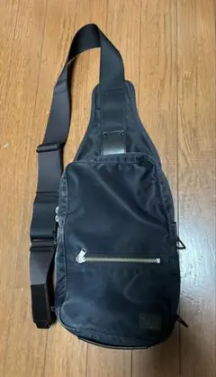 Item thumbnail for item 06e4e682-5b97-461c-a9b1-ef4a326590c8