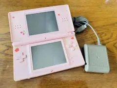 【ジャンク品】ピンク ニンテンドーDS Lite 本体 ACアダプター付き