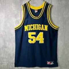 Item thumbnail for item ab7302ae-ac78-4517-861b-a85f27737945