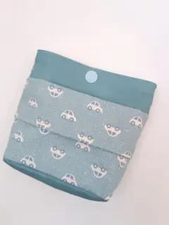 フタなしで出し入れしやすい！移動ポケット くるま