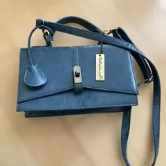 BERADIANCE ショルダーバッグ　ブルー