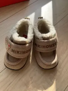 Item thumbnail for item 5ef5b30c-3211-40a3-b15e-d56cab18c8f2