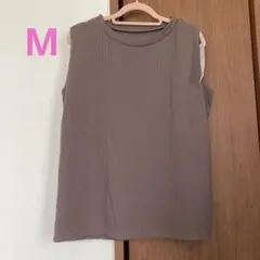 新品　クルーネックタンクトップ