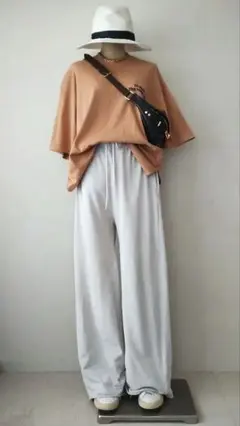 C6394 Tシャツ×スウェットパンツデイリーコーデ