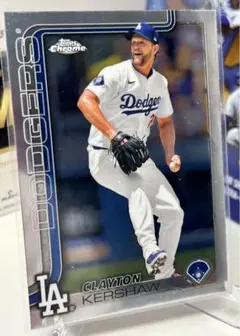 カーショウ Topps Chrome 2025