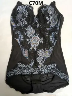 Item thumbnail for item 4156e0fc-fe00-470c-88ec-667b9c3a086d