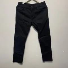 ブラック スリムフィットパンツ サイズ76