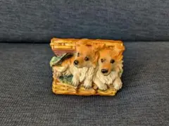 犬の置き物