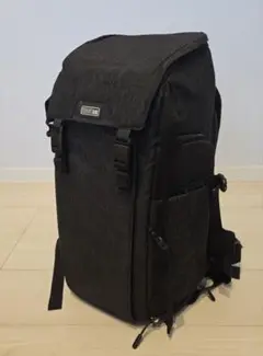 thinkTANKphoto URBAN ACCESS 13