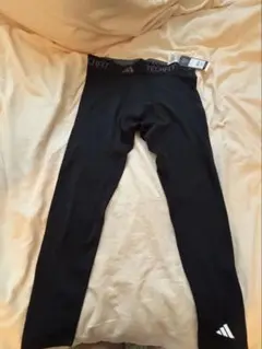 adidas TECHFIT ブラックレギンス　新品　タグ付き