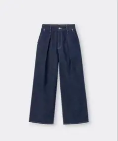GU ダークブルーワイドレッグデニム　Sサイズ