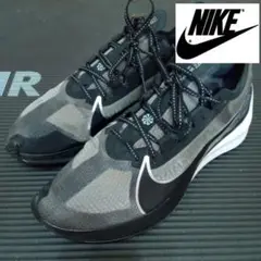 Nike グラビティ ランニングシューズ ブラック/グレー