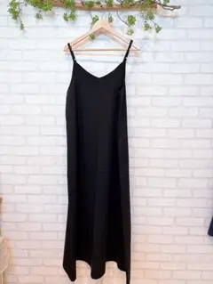 黒ロングワンピ✳︎ 服or鞄or靴2点ご購入で安い方半額！